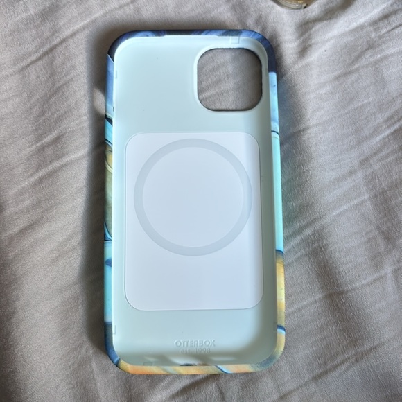 iphone 13 otterbox case - Picture 2 of 6